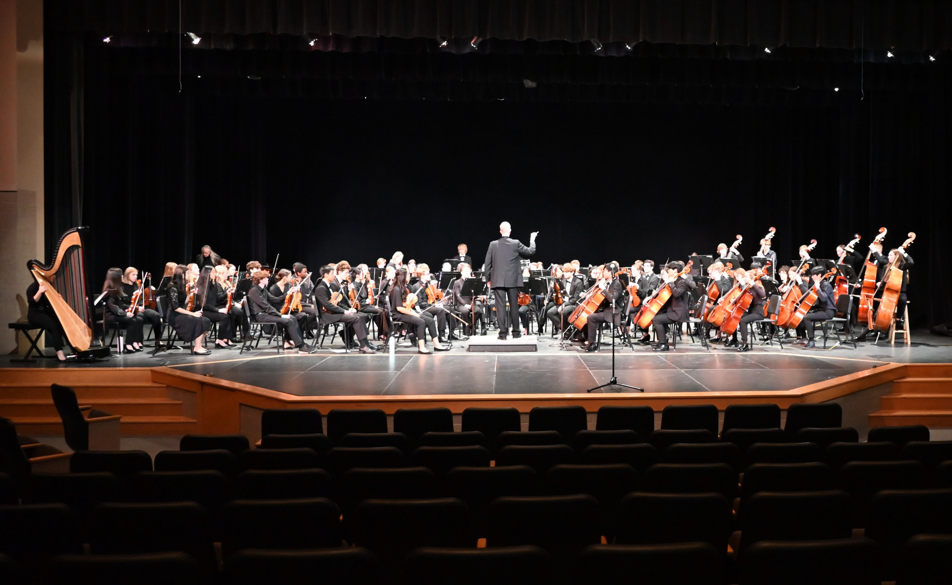 lincolnyouthsymphony.org background