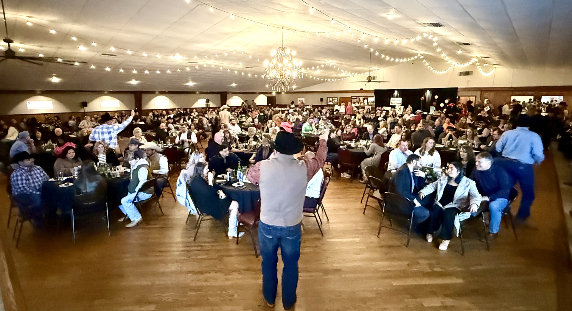 2026 Ennis ISD foundation background